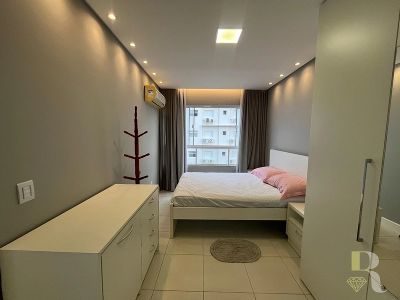 Apartamento de 2 dormitórios com vista mar: 18ª foto da galeria de imagens do imóvel