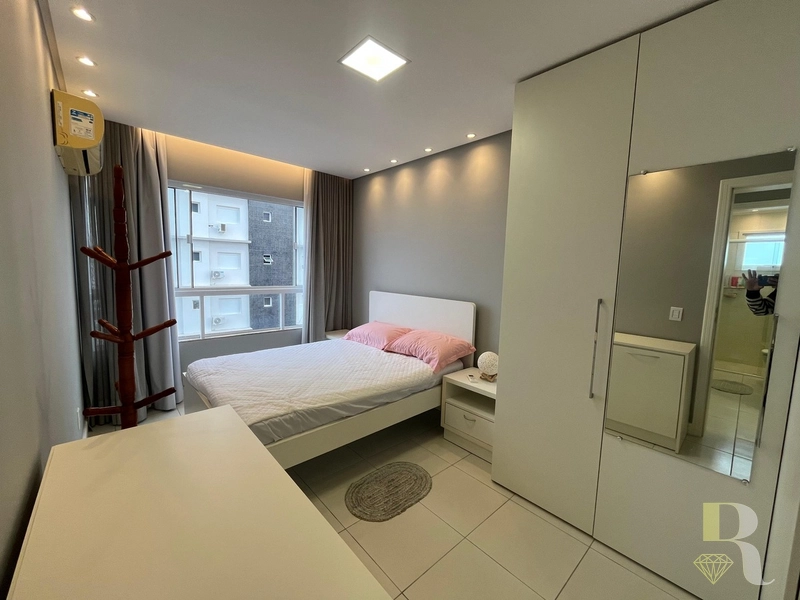 Apartamento de 2 dormitórios com vista mar: 17ª foto da galeria de imagens do imóvel