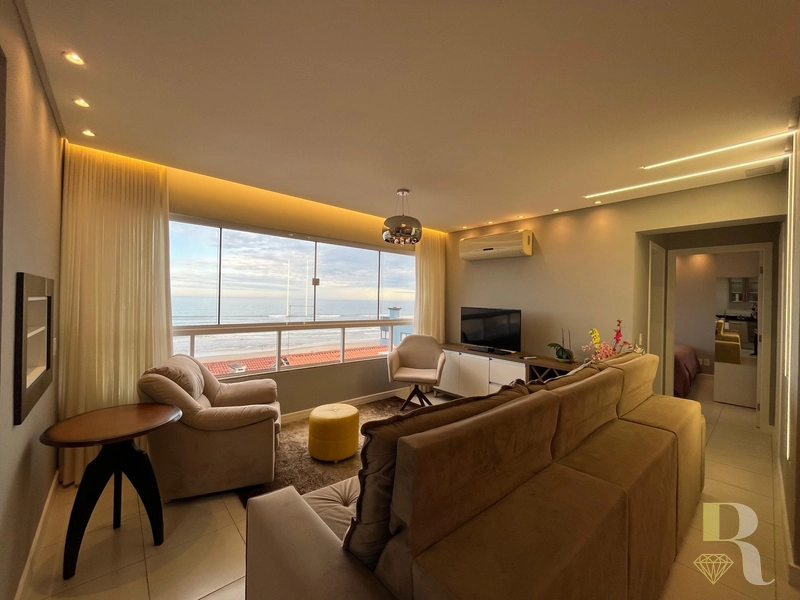 Apartamento de 2 dormitórios com vista mar: 3ª foto da galeria de imagens do imóvel