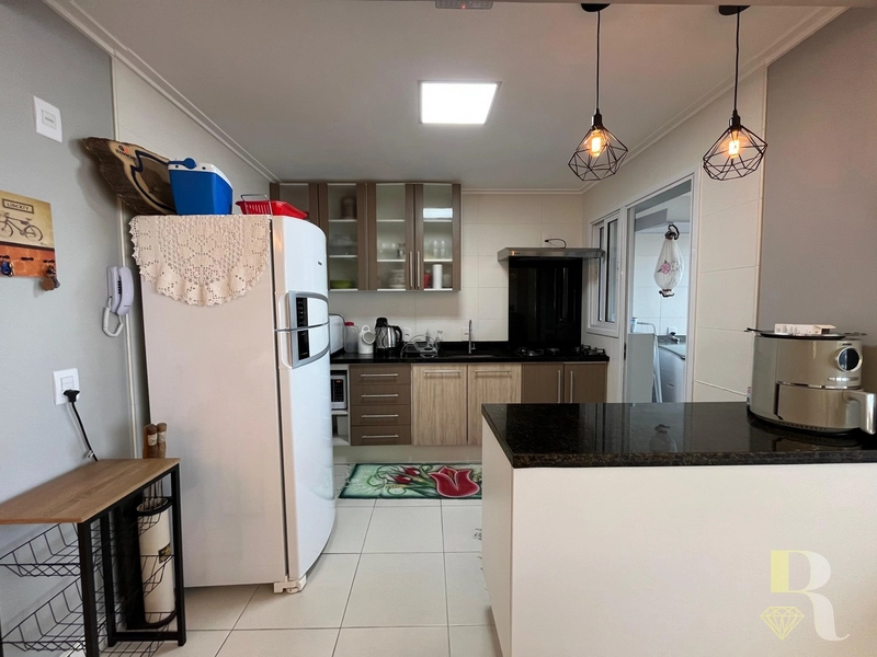 Apartamento de 2 dormitórios com vista mar: 9ª foto da galeria de imagens do imóvel