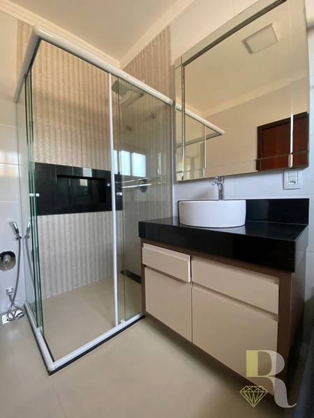 Belissíma casa pronta para receber sua família e amigos, na praia de A: 40ª foto da galeria de imagens do imóvel