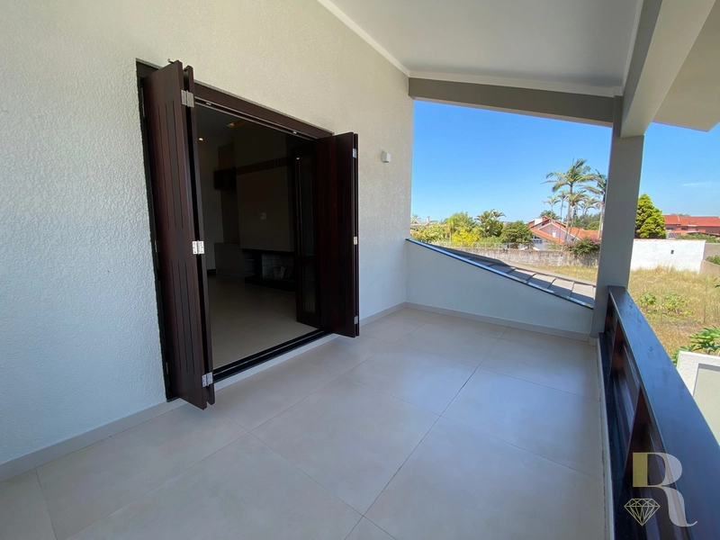 Belissíma casa pronta para receber sua família e amigos, na praia de A: 30ª foto da galeria de imagens do imóvel