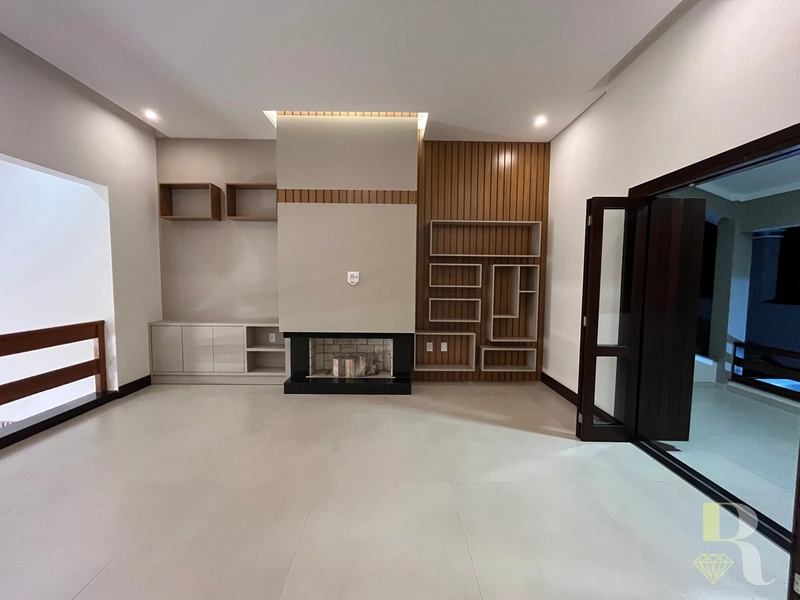 Belissíma casa pronta para receber sua família e amigos, na praia de A: 28ª foto da galeria de imagens do imóvel