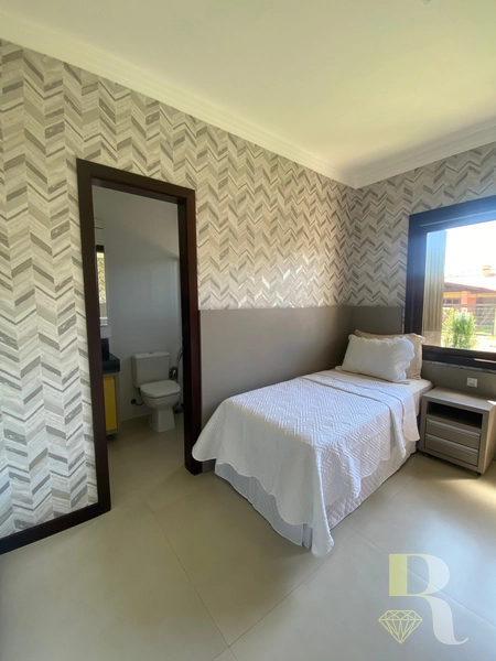 Belissíma casa pronta para receber sua família e amigos, na praia de A: 53ª foto da galeria de imagens do imóvel