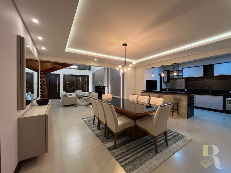 Belissíma casa pronta para receber sua família e amigos, na praia de A: 12ª foto da galeria de imagens do imóvel