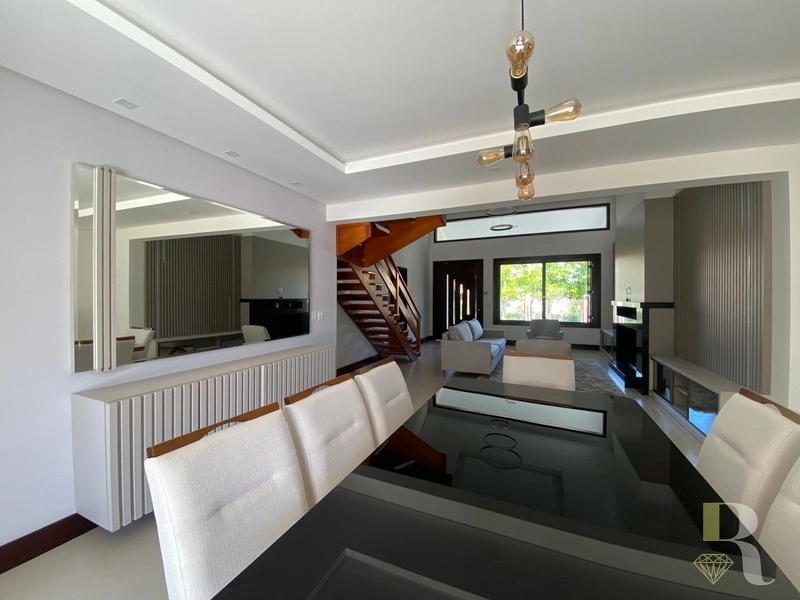 Belissíma casa pronta para receber sua família e amigos, na praia de A: 18ª foto da galeria de imagens do imóvel