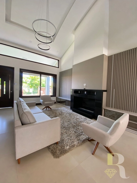 Belissíma casa pronta para receber sua família e amigos, na praia de A: 11ª foto da galeria de imagens do imóvel
