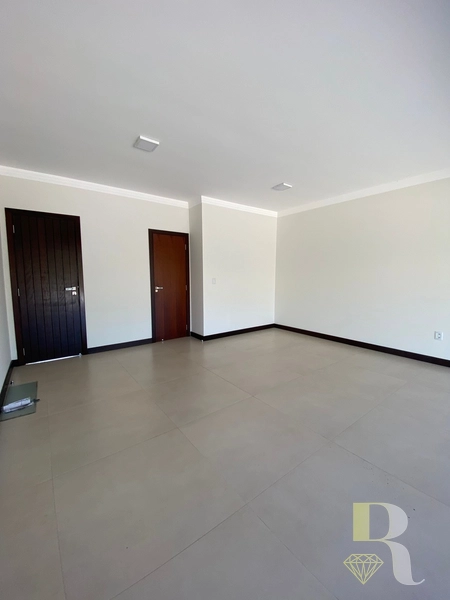 Belissíma casa pronta para receber sua família e amigos, na praia de A: 34ª foto da galeria de imagens do imóvel