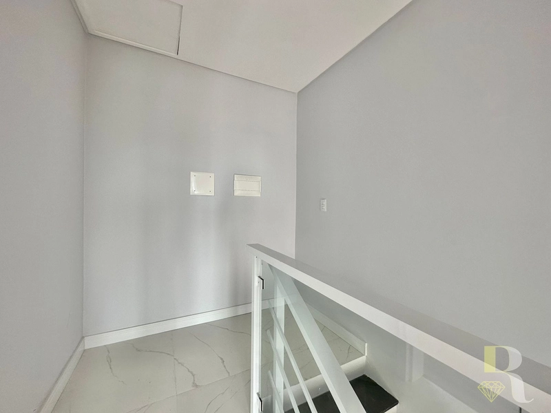 CASA COM 3 SUÍTES: 14ª foto da galeria de imagens do imóvel