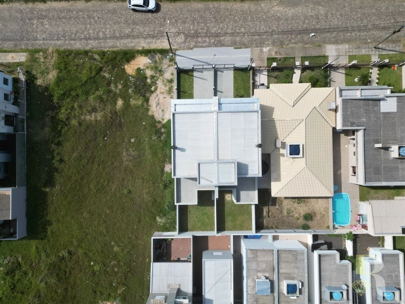 CASA COM 3 SUÍTES: 27ª foto da galeria de imagens do imóvel
