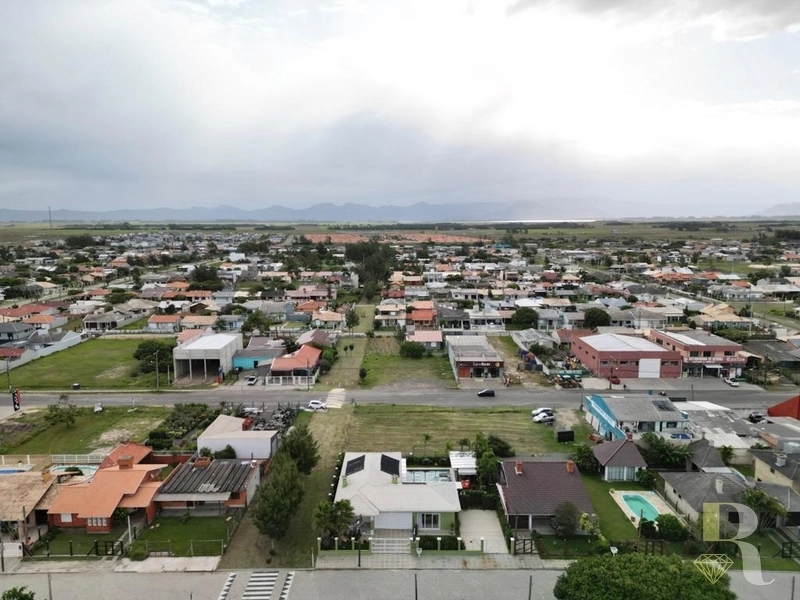 : 2ª foto da galeria de imagens do imóvel