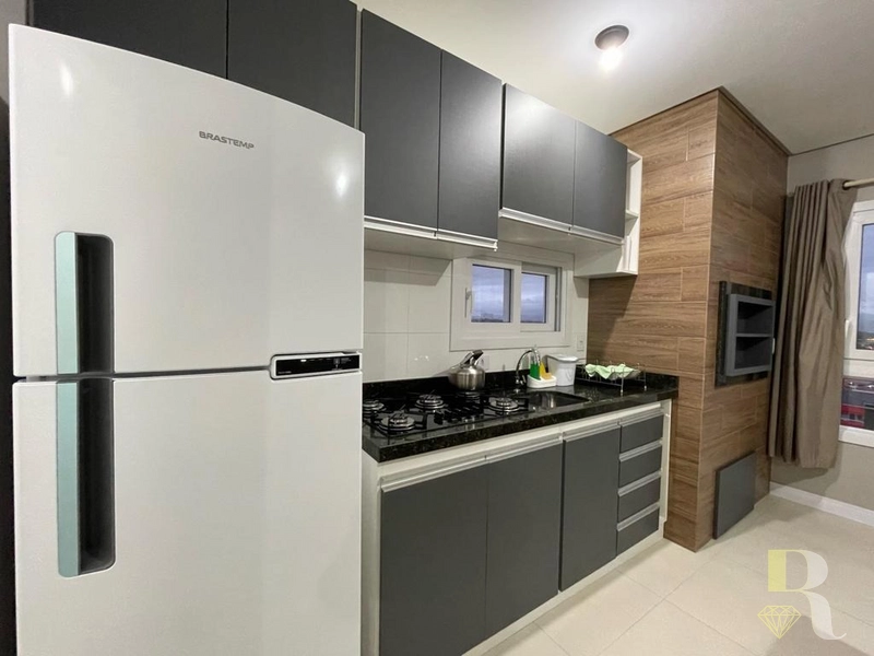 APTO NOVO EM PREDIO DE ESQUINA FRENTE MOBILIADO: 2ª foto da galeria de imagens do imóvel