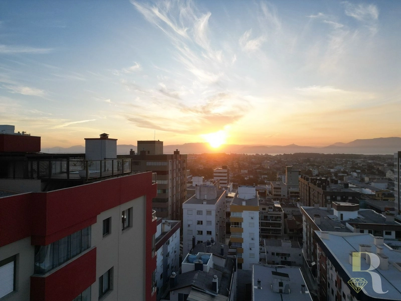 VISTÃO DO MAR, SERRA E CIDADE: 33ª foto da galeria de imagens do imóvel
