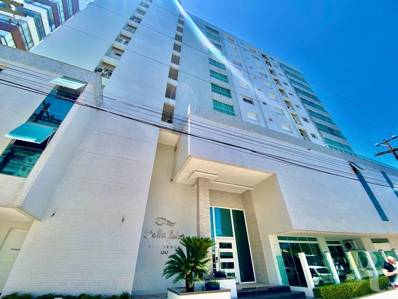 Apartamento de 3 dormitórios á poucos metros do mar: 10ª foto da galeria de imagens do imóvel