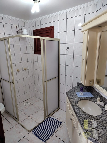 PREDIO DE FRENTE P/PÇA FLAVIO BOIANOVSKI: 9ª foto da galeria de imagens do imóvel
