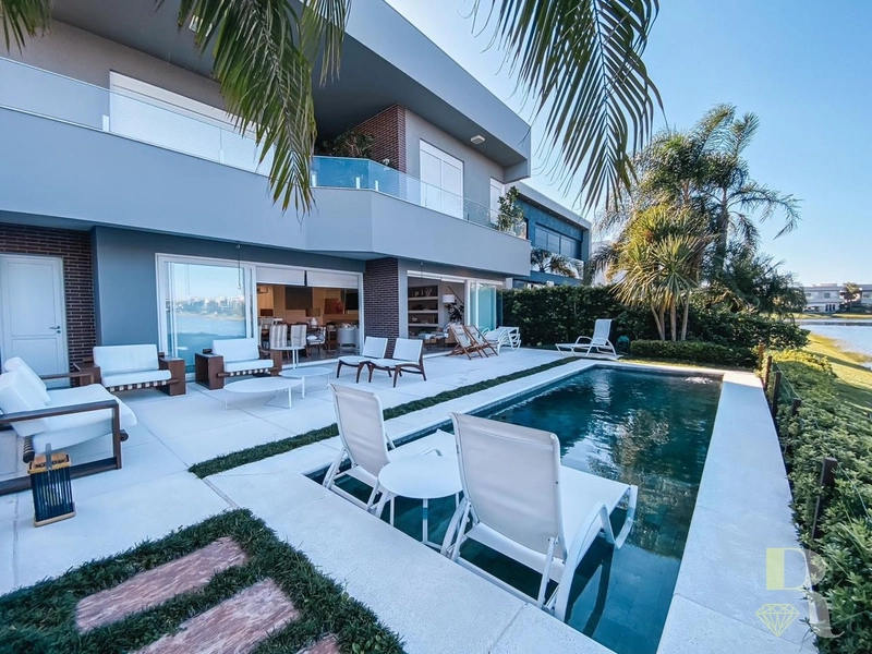 Excelente casa no Enseada: 10ª foto da galeria de imagens do imóvel