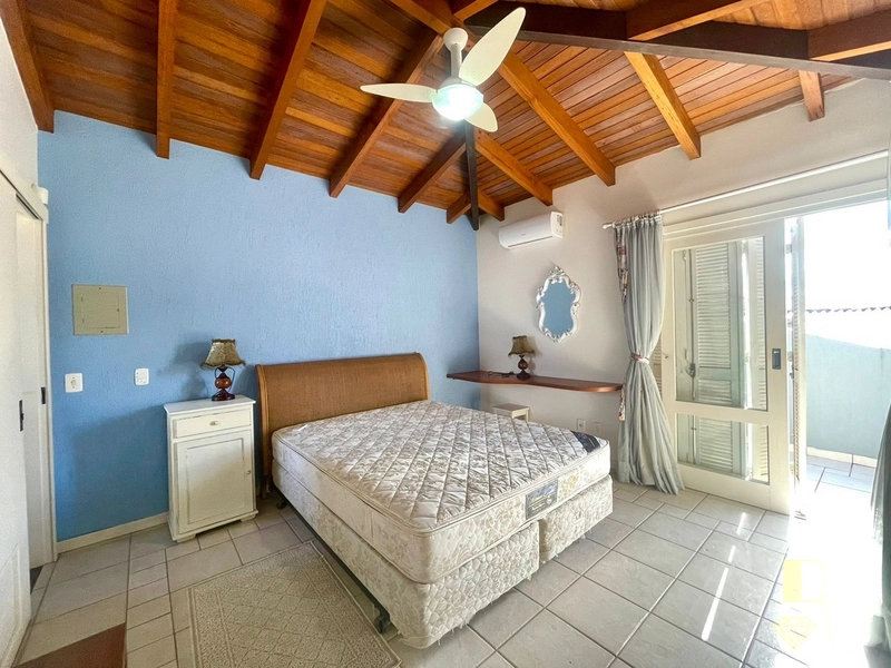 Casa 05 dormitórios em Xangri-lá: 16ª foto da galeria de imagens do imóvel