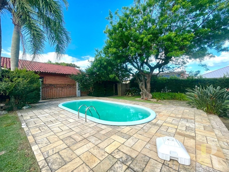 Casa 05 dormitórios em Xangri-lá: 6ª foto da galeria de imagens do imóvel