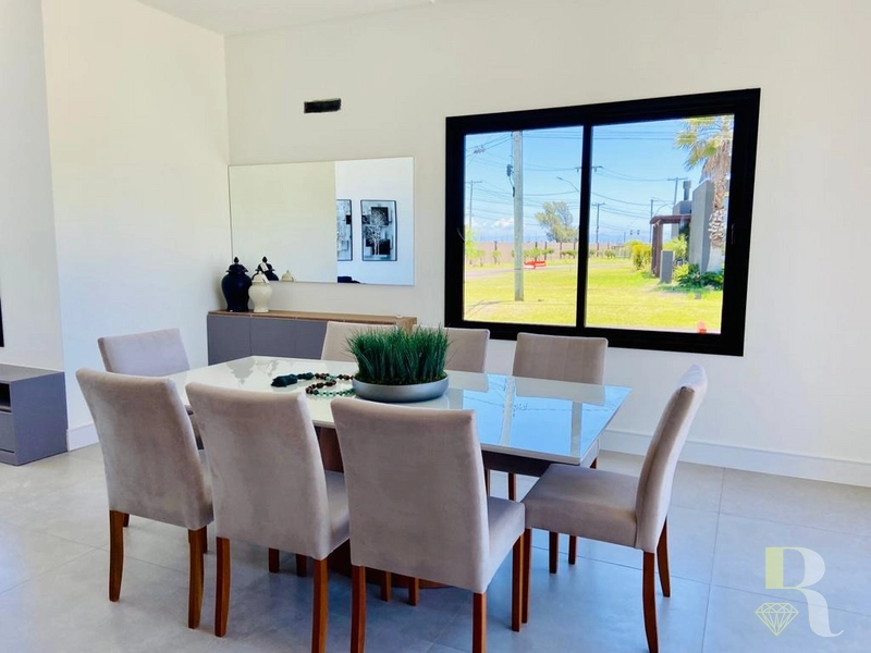 Excelente Casa Cond Riviera em localização Privilegiada: 4ª foto da galeria de imagens do imóvel