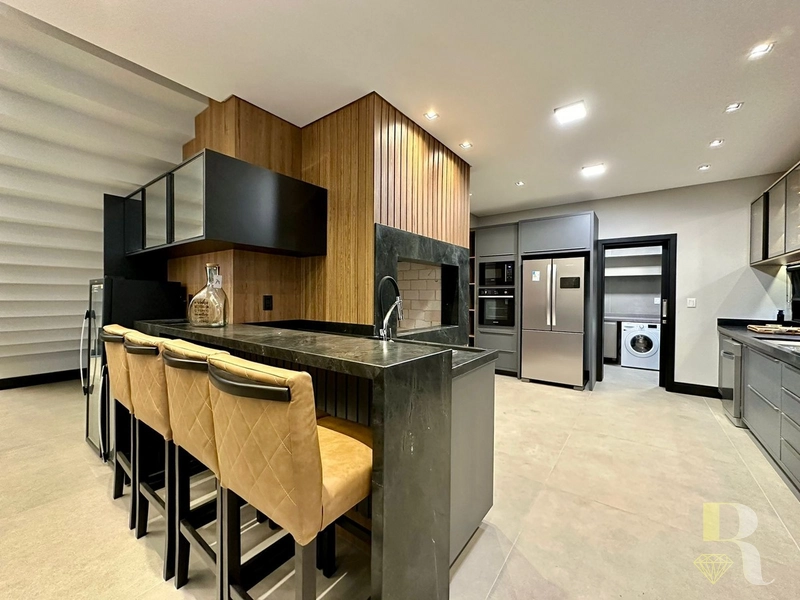 SOBRADO MOBILIADO DECORADO EM CONDOMINIO NÁUTICO: 16ª foto da galeria de imagens do imóvel