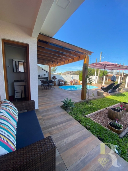 Casa com piscina, 1 Quadra do mar, espetacular: 25ª foto da galeria de imagens do imóvel