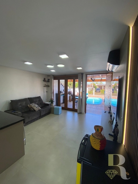 Casa com piscina, 1 Quadra do mar, espetacular: 9ª foto da galeria de imagens do imóvel