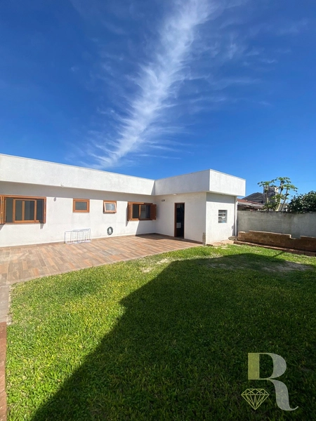 Casa com piscina, 1 Quadra do mar, espetacular: 13ª foto da galeria de imagens do imóvel