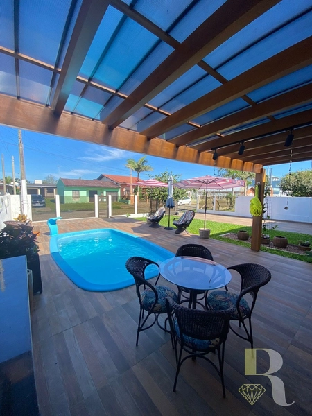 Casa com piscina, 1 Quadra do mar, espetacular: 26ª foto da galeria de imagens do imóvel