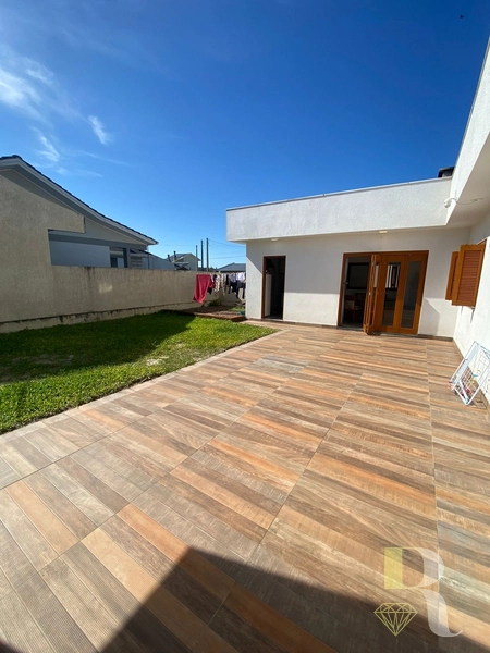 Casa com piscina, 1 Quadra do mar, espetacular: 15ª foto da galeria de imagens do imóvel