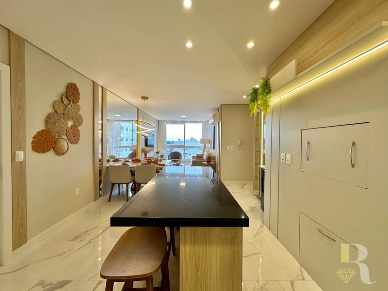 APARTAMENTO ESPETACULAR: 8ª foto da galeria de imagens do imóvel