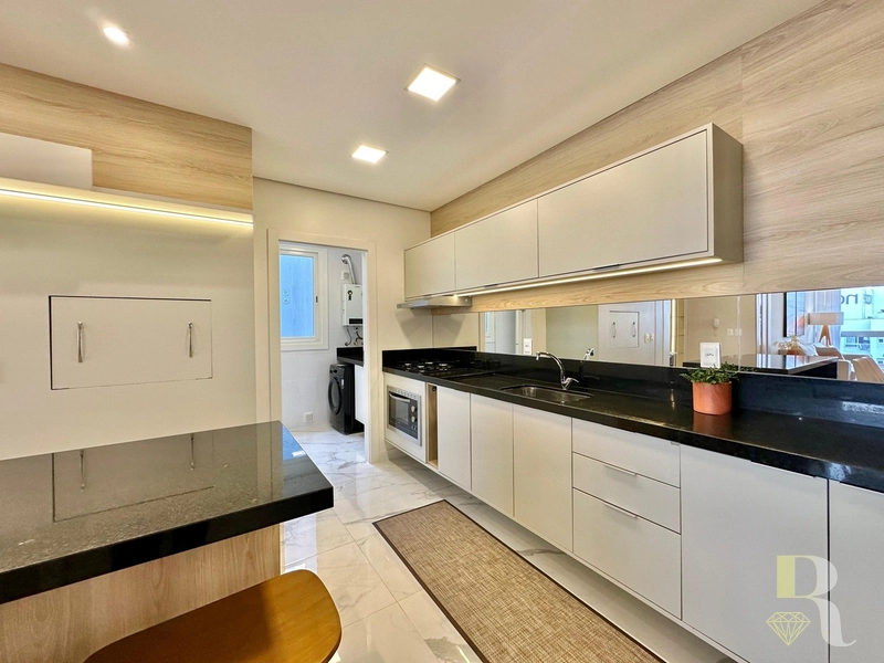 APARTAMENTO ESPETACULAR: 13ª foto da galeria de imagens do imóvel