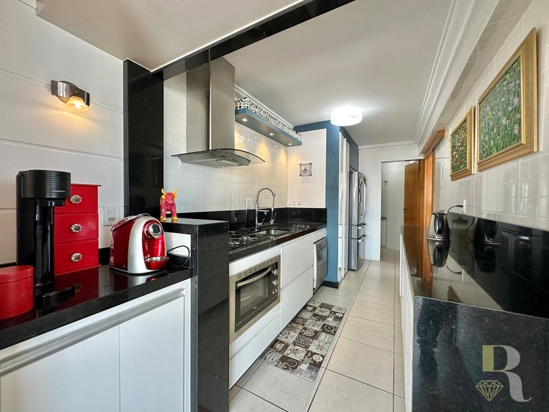 APARTAMENTO À VENDA COM VISTA PARA MAR E PRAÇA: 8ª foto da galeria de imagens do imóvel