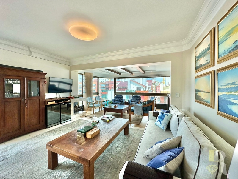 APARTAMENTO À VENDA COM VISTA PARA MAR E PRAÇA: 7ª foto da galeria de imagens do imóvel