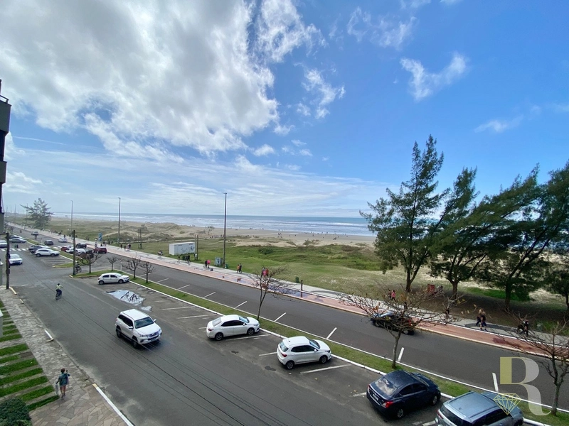 DOIS DORMITÓRIOS DUAS VAGAS BEIRA MAR: 29ª foto da galeria de imagens do imóvel
