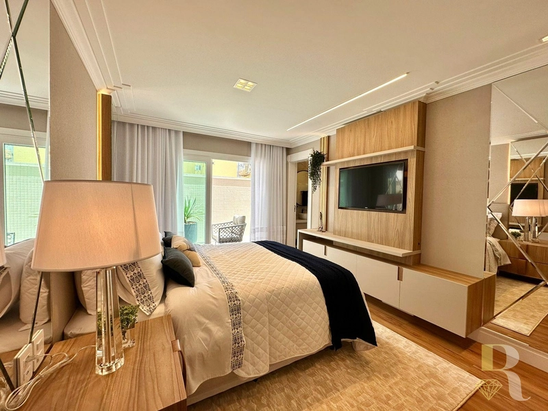 APARTAMENTO À VENDA NO EDIFÍCIO COM DESIGN NEOCLÁSSICO: 18ª foto da galeria de imagens do imóvel