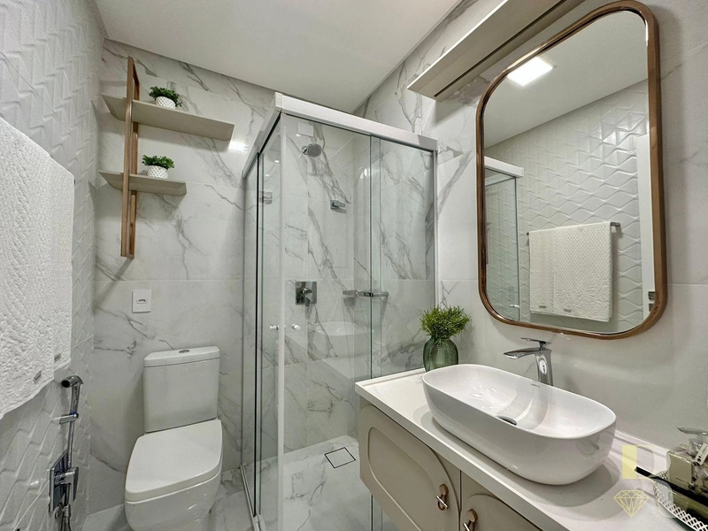 APARTAMENTO À VENDA NO EDIFÍCIO COM DESIGN NEOCLÁSSICO: 28ª foto da galeria de imagens do imóvel