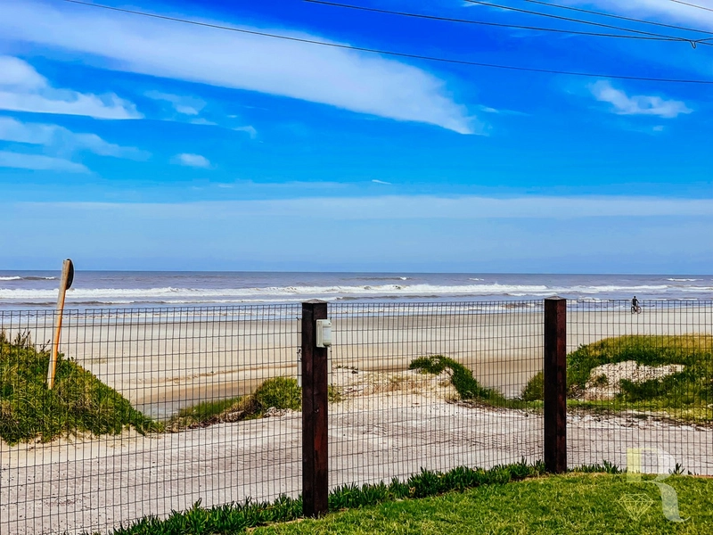 A SUA CASA COM OS PES NA AREIA !!!: 32ª foto da galeria de imagens do imóvel