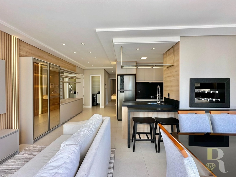 APARTAMENTO DE ESQUINA À VENDA!: 5ª foto da galeria de imagens do imóvel