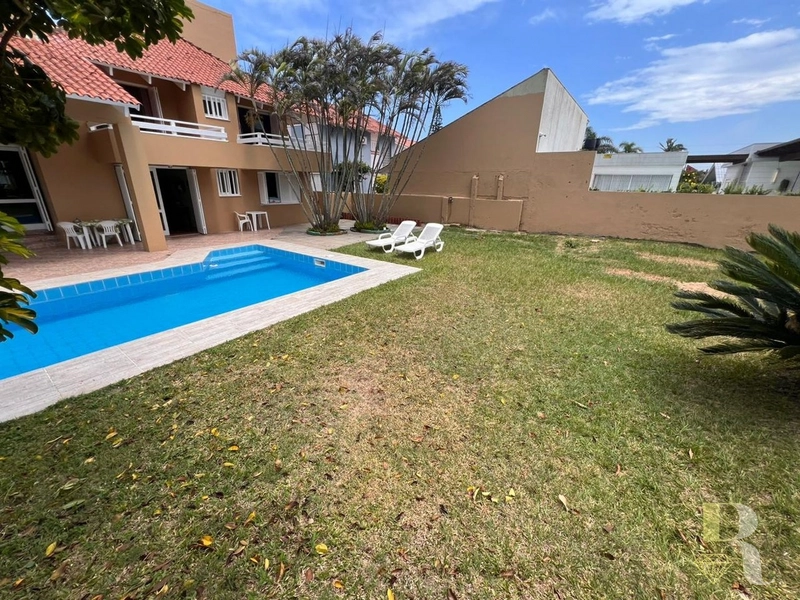 SOBRADO EM ATLANTIDA EM DOIS TERRENOS 150M DO MAR: 14ª foto da galeria de imagens do imóvel