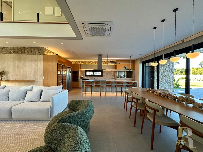 CASA BEIRA LAGO À VENDA NO CONDOMÍNIO AMARE: 8ª foto da galeria de imagens do imóvel