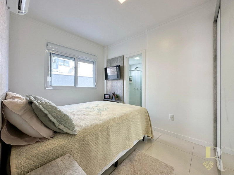 APARTAMENTO À VENDA COM TERRAÇO LATERAL: 7ª foto da galeria de imagens do imóvel