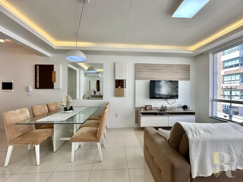 APARTAMENTO À VENDA COM TERRAÇO LATERAL: 4ª foto da galeria de imagens do imóvel