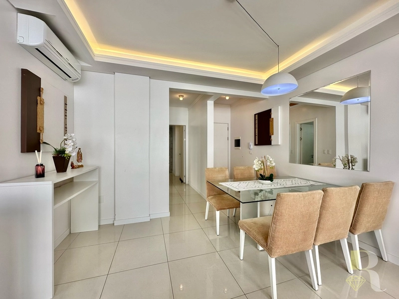 APARTAMENTO À VENDA COM TERRAÇO LATERAL: 5ª foto da galeria de imagens do imóvel