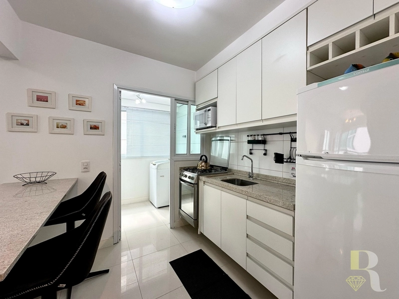APARTAMENTO COM VISTA PARA O MAR: 9ª foto da galeria de imagens do imóvel