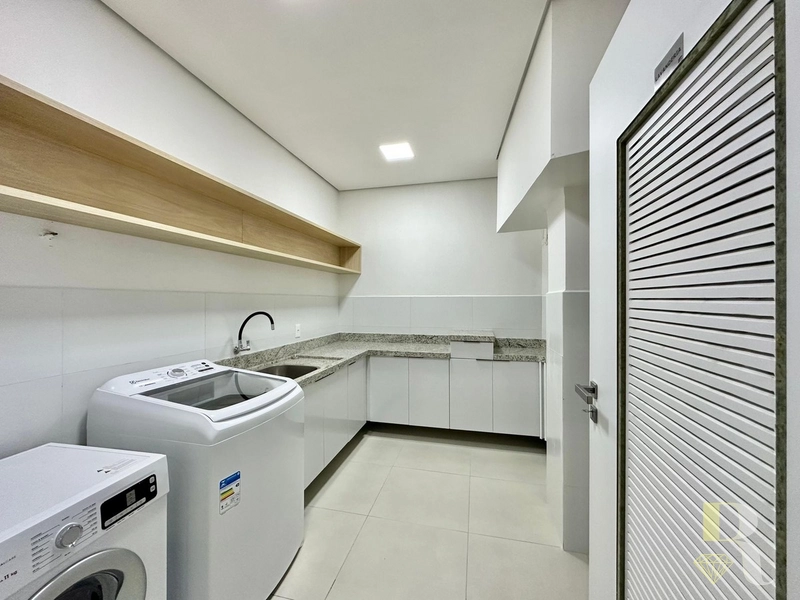 Amplo Apartamento com Terraço em L – Capão da Canoa: 17ª foto da galeria de imagens do imóvel