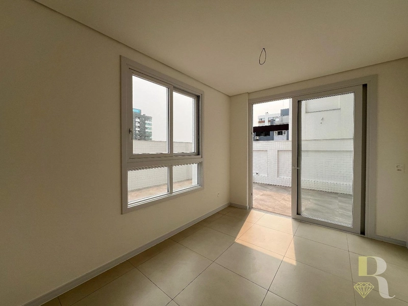 Amplo Apartamento com Terraço em L – Capão da Canoa: 10ª foto da galeria de imagens do imóvel