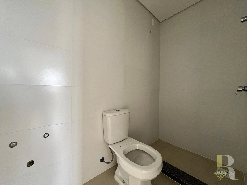 Amplo Apartamento com Terraço em L – Capão da Canoa: 7ª foto da galeria de imagens do imóvel