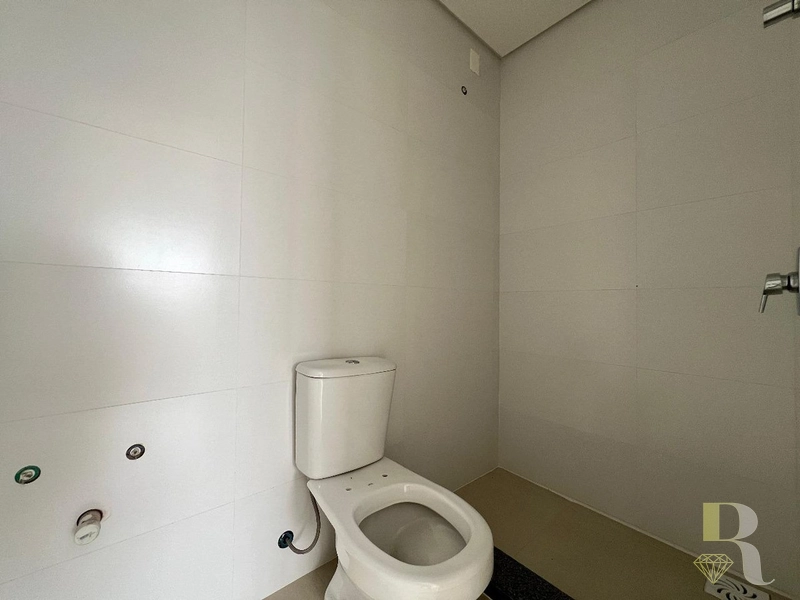 Amplo Apartamento com Terraço em L – Capão da Canoa: 12ª foto da galeria de imagens do imóvel
