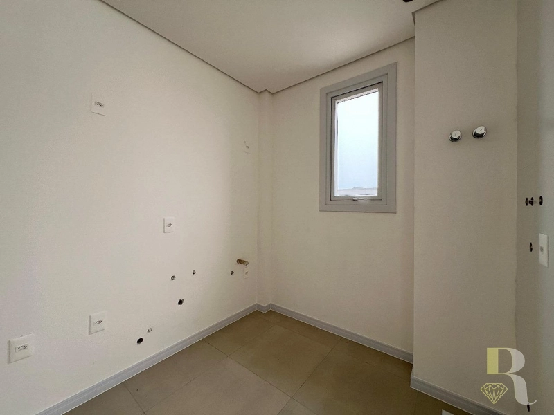 Amplo Apartamento com Terraço em L – Capão da Canoa: 13ª foto da galeria de imagens do imóvel