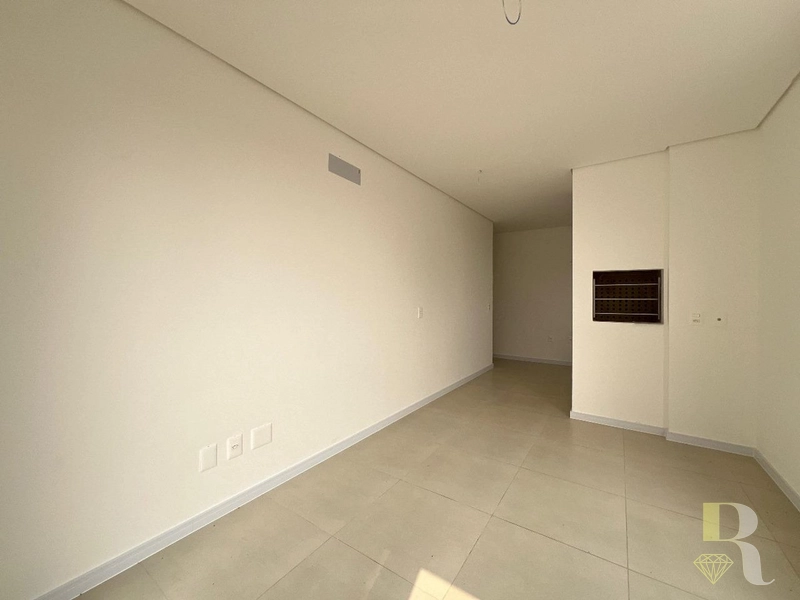 Amplo Apartamento com Terraço em L – Capão da Canoa: 5ª foto da galeria de imagens do imóvel